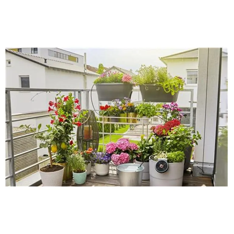 GARDENA City Gardening AquaBloom Solar Powered Irrigation Set