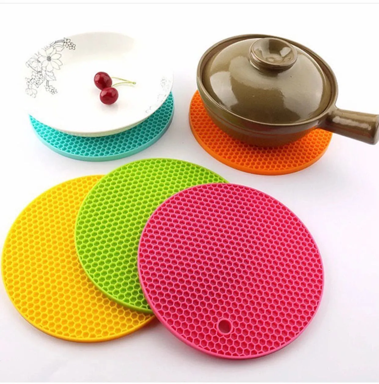 Round Honey Comb Silicon Placement Anti Scalding Non-Slip Pad, Insulation Pot Pad, Table Mat Bowl Cup Pads, Mat Drink Coaster