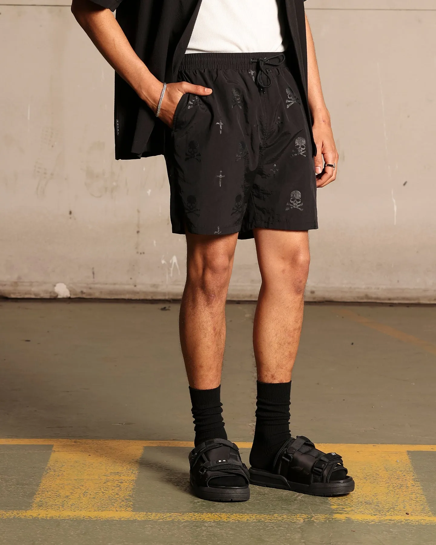 Saint Morta Skull And Bones Beach Shorts Black